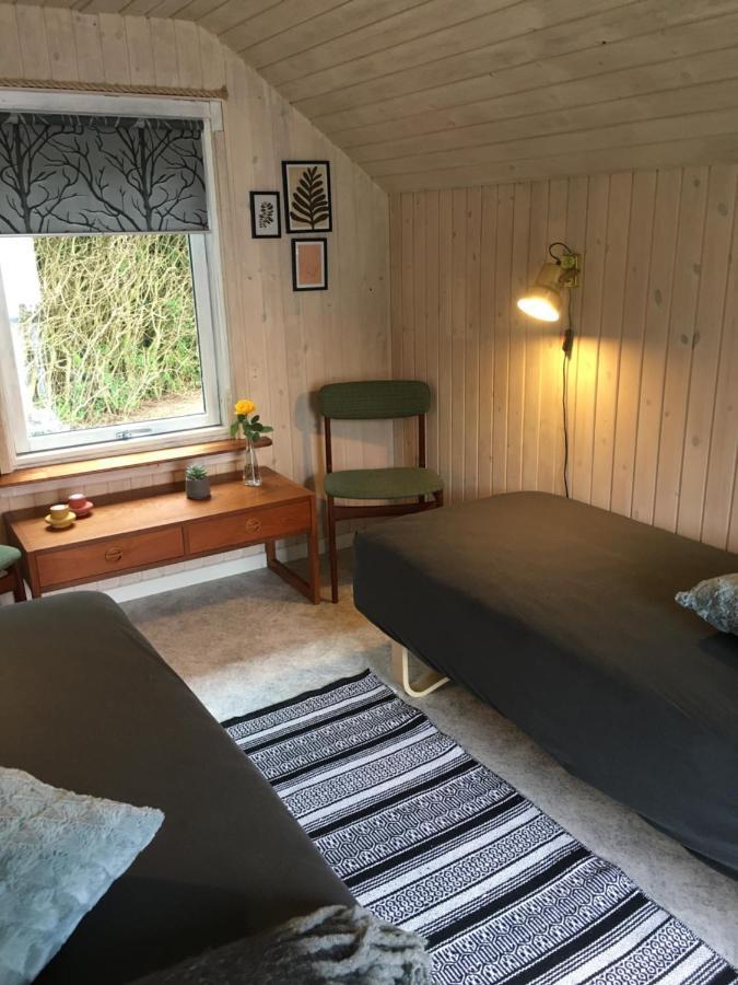 Stunning Romantic Cabin Close To Baltic See Idestrup Exterior photo