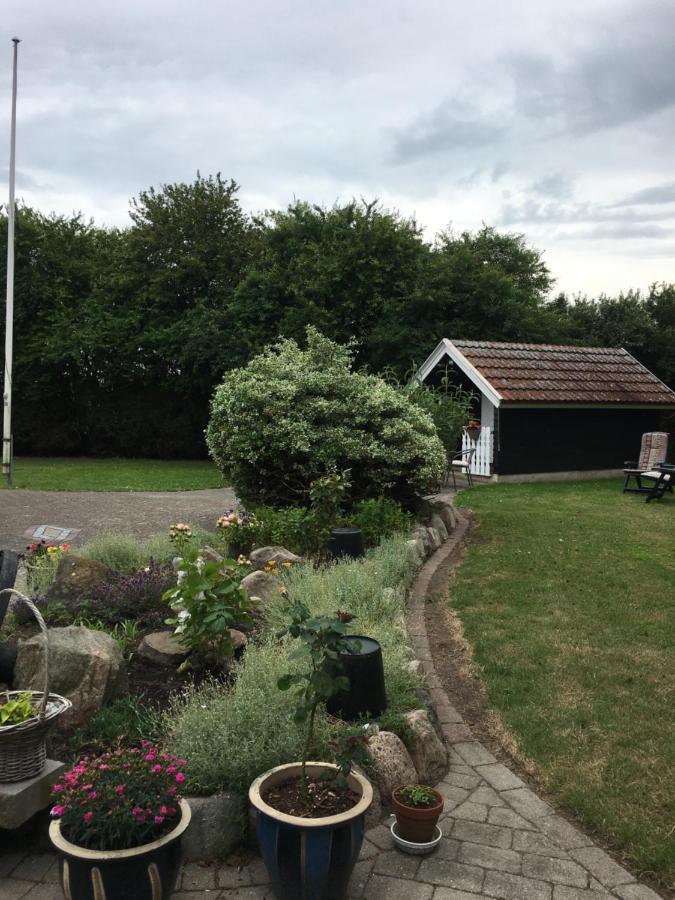 Stunning Romantic Cabin Close To Baltic See Idestrup Exterior photo